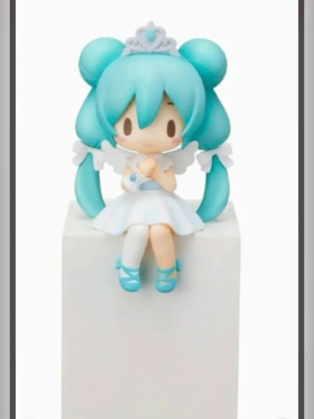 SEGA Hatsune Miku 15th Anniversary Mini Perching Figure NIB